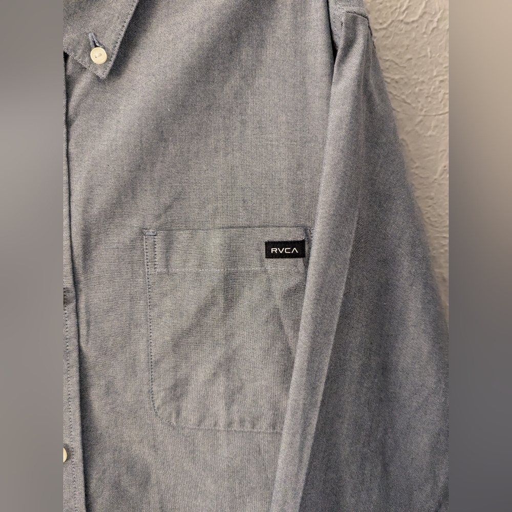 RVCA Men's Long Sleeve Button Down Slim Fit Oxford Woven Shirt Sz.L - Picture 2 of 6